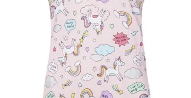 Camiseta de pijama con unicornios