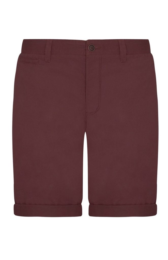 Pantalón corto chino color burdeos