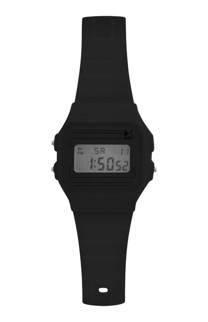 Reloj negro Digital