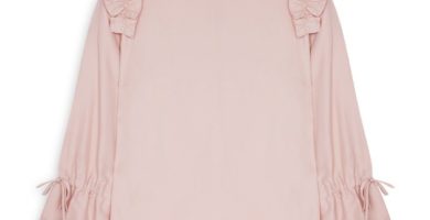 Blusa rosa palo de manga acampanada