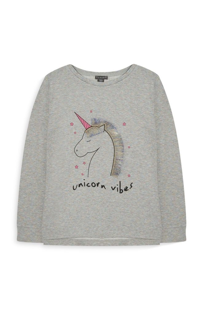 Camiseta con unicornio de niña mayor