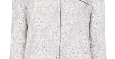 Camisa color crema de Paisley