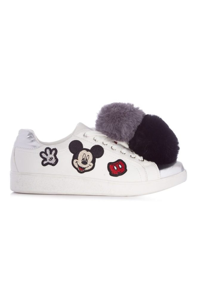 Deportivas de Mickey Mouse con pompón