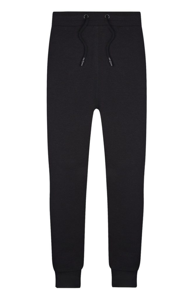 Pantalón deportivo negro con cordón