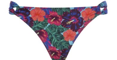 Bikini de flores tropicales