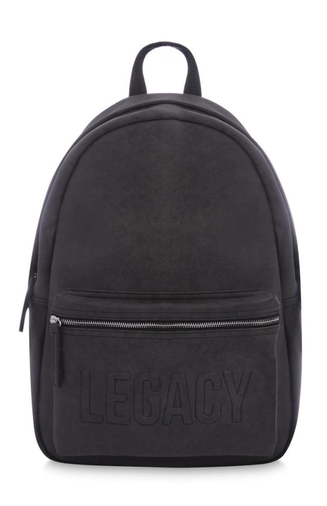 Mochila tradicional negra para hombre