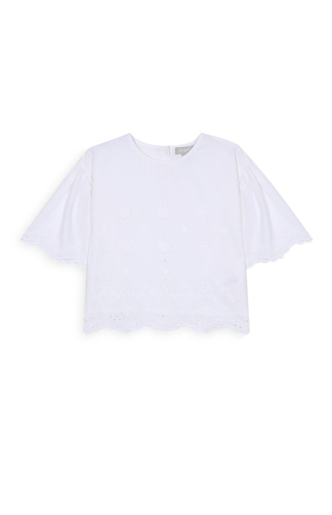 Blusa bordada blanca para niña